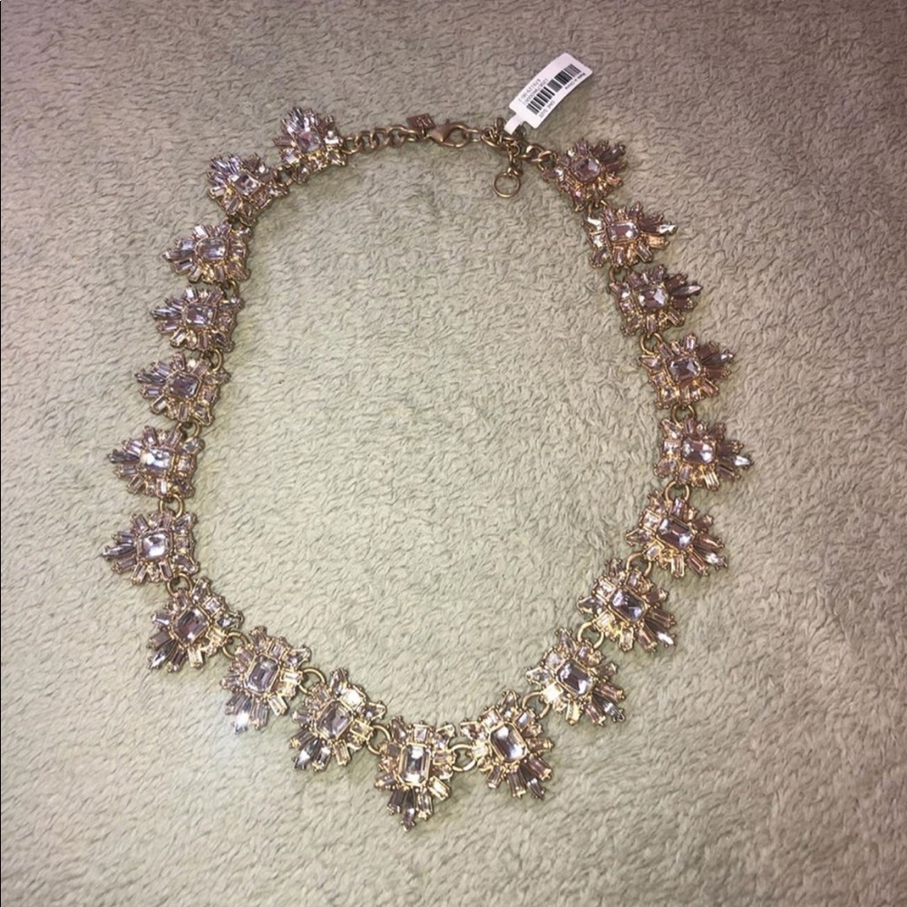 BANANA REPUBLIC NECKLACE